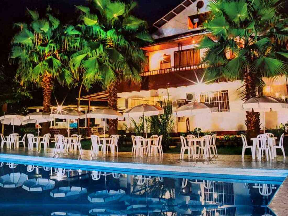 Casa Club Hotel Laguna Blanca - Satipo